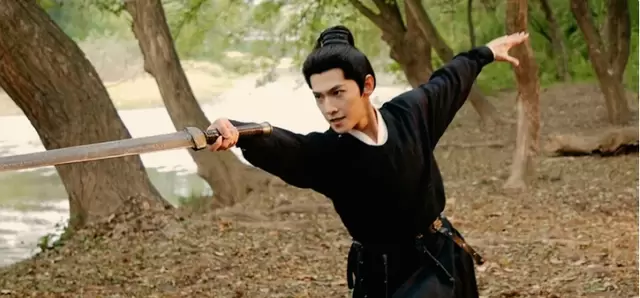 杨洋主演武侠剧《雨霖铃》定档开播，改编自《三侠五义》 | 现场图